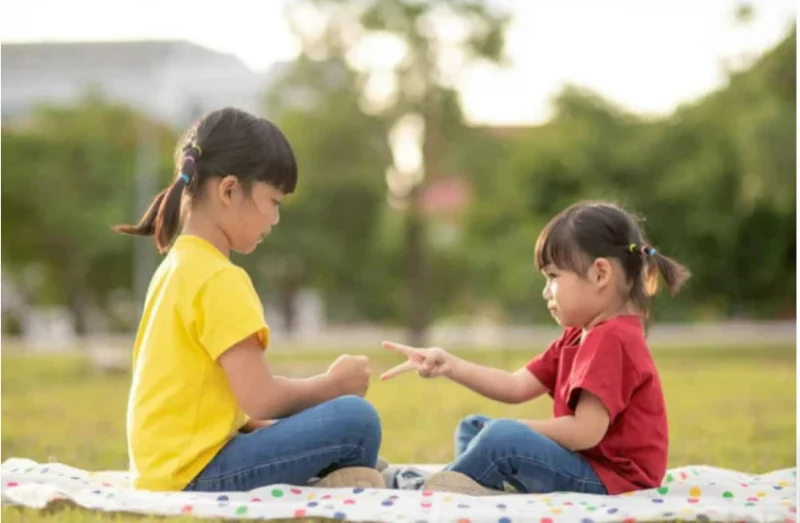Hướng dẫn cách chơi oẳn tù tì