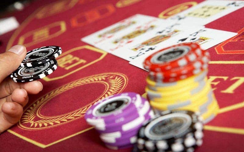 Blackjack là một trong những tựa game đỏ đen hay hiện nay